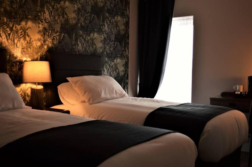 The Corner Rooms At The Black Horse Inn 斯彭尼穆尔 外观 照片